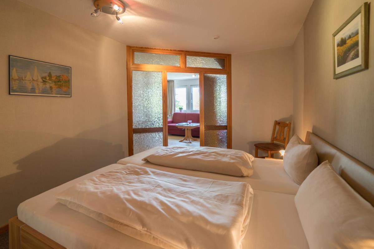 Friesenhof Janssen - Urlaub Auf Dem Bauernhof Apartment Нойхарлингерзийл Екстериор снимка