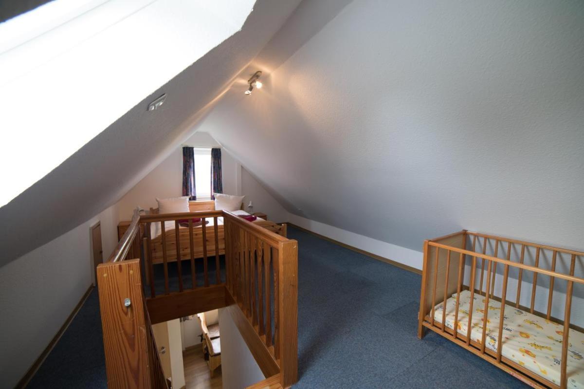 Friesenhof Janssen - Urlaub Auf Dem Bauernhof Apartment Нойхарлингерзийл Екстериор снимка