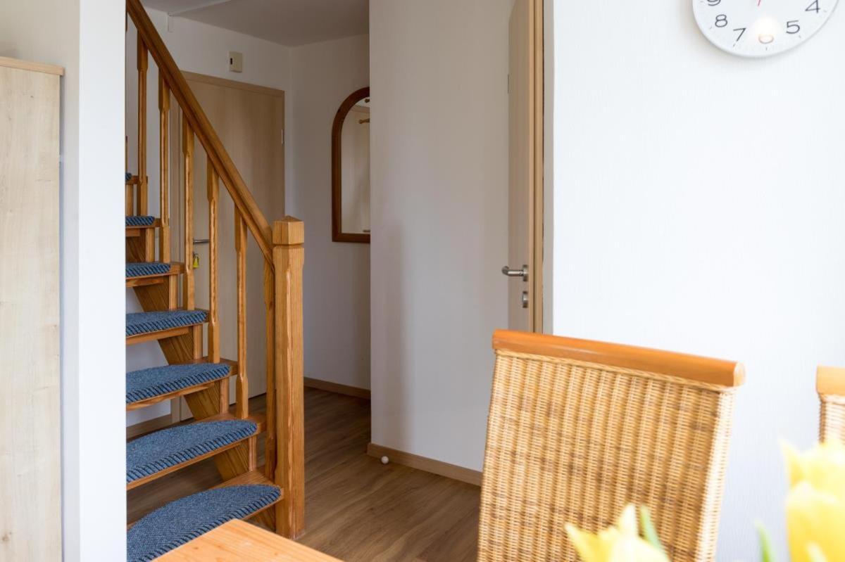 Friesenhof Janssen - Urlaub Auf Dem Bauernhof Apartment Нойхарлингерзийл Екстериор снимка