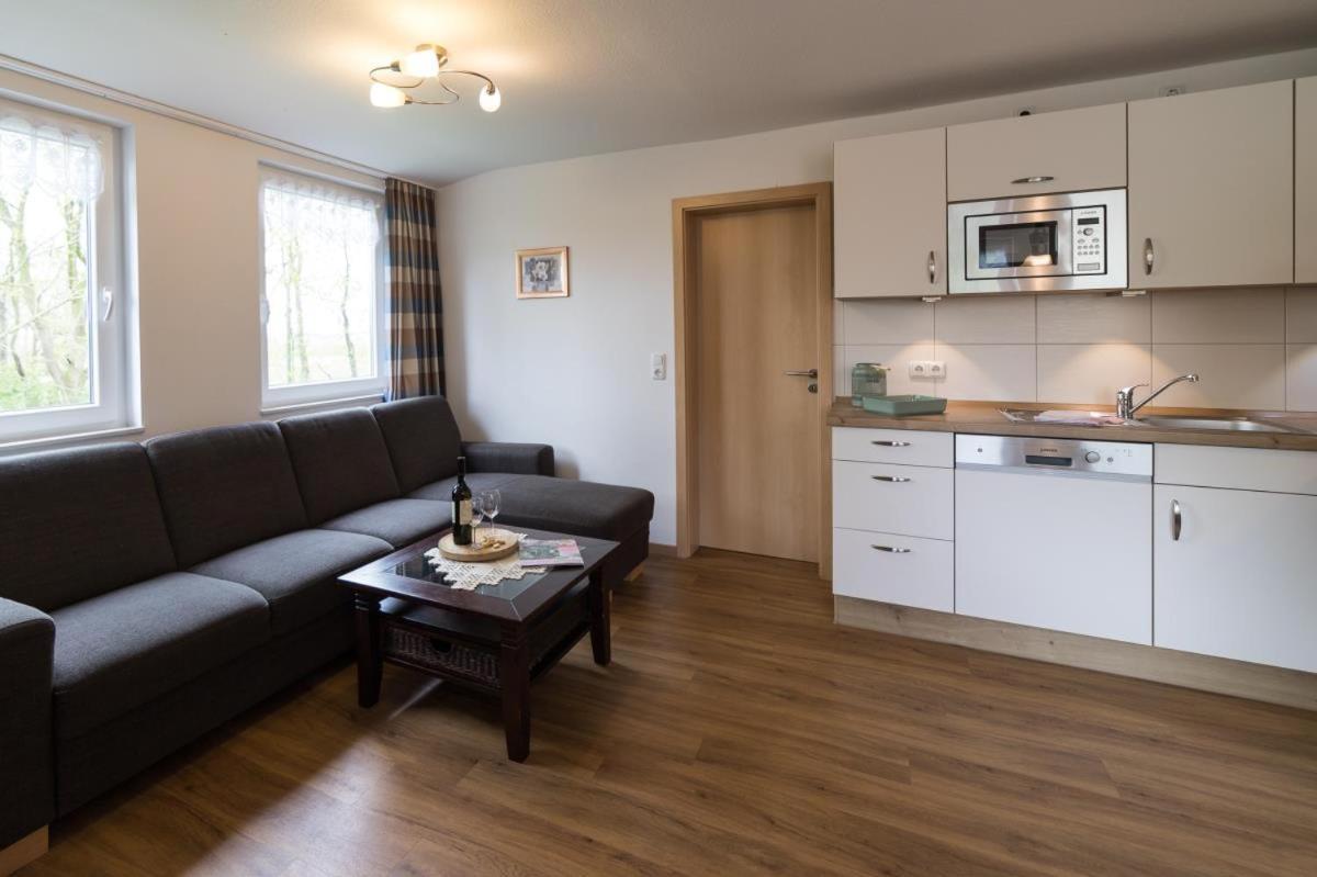 Friesenhof Janssen - Urlaub Auf Dem Bauernhof Apartment Нойхарлингерзийл Екстериор снимка
