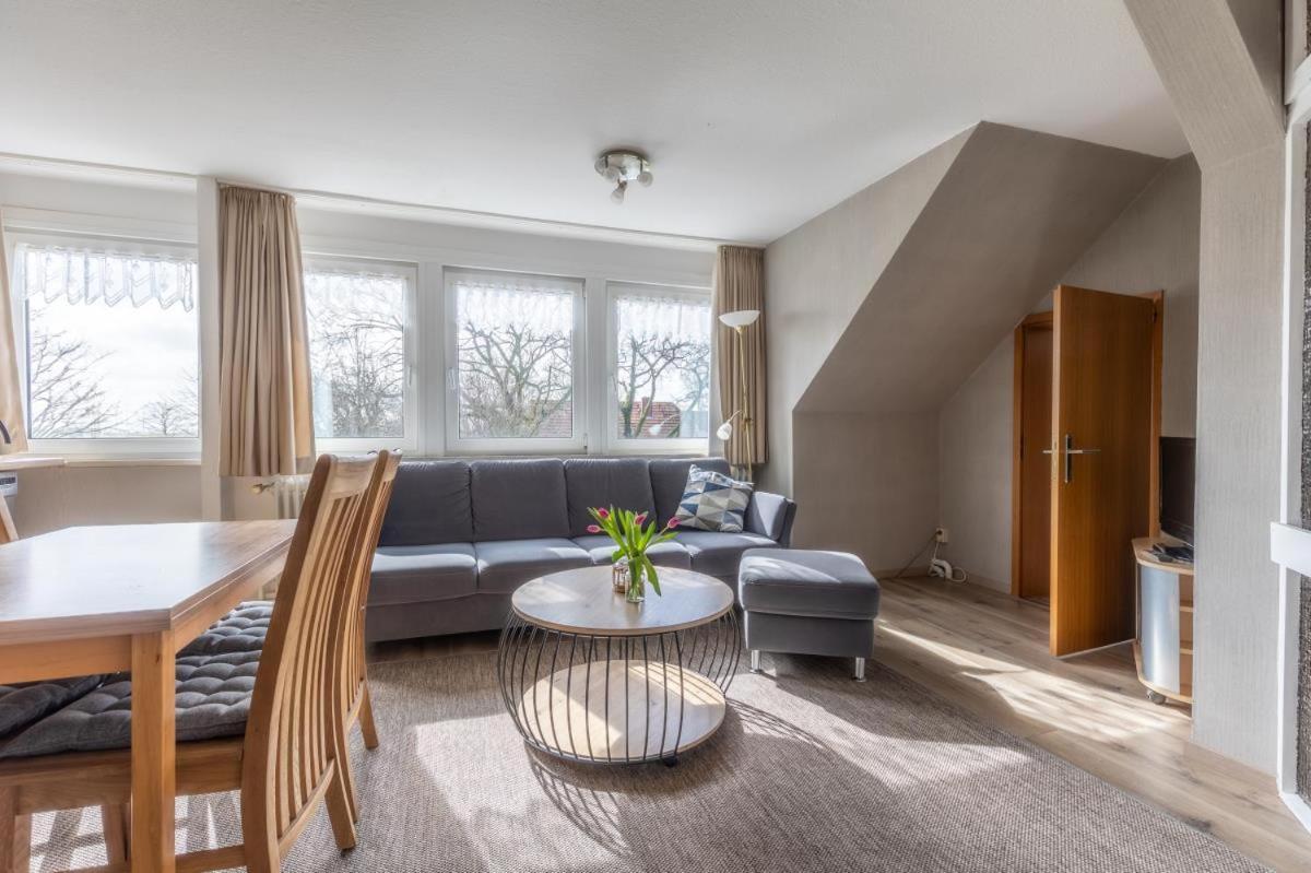 Friesenhof Janssen - Urlaub Auf Dem Bauernhof Apartment Нойхарлингерзийл Екстериор снимка