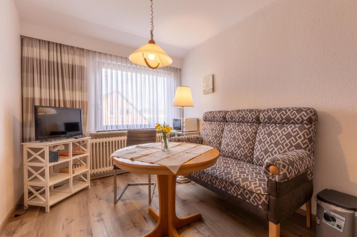 Friesenhof Janssen - Urlaub Auf Dem Bauernhof Apartment Нойхарлингерзийл Екстериор снимка